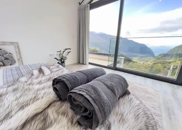 Blue Horizon Luxury Villa *